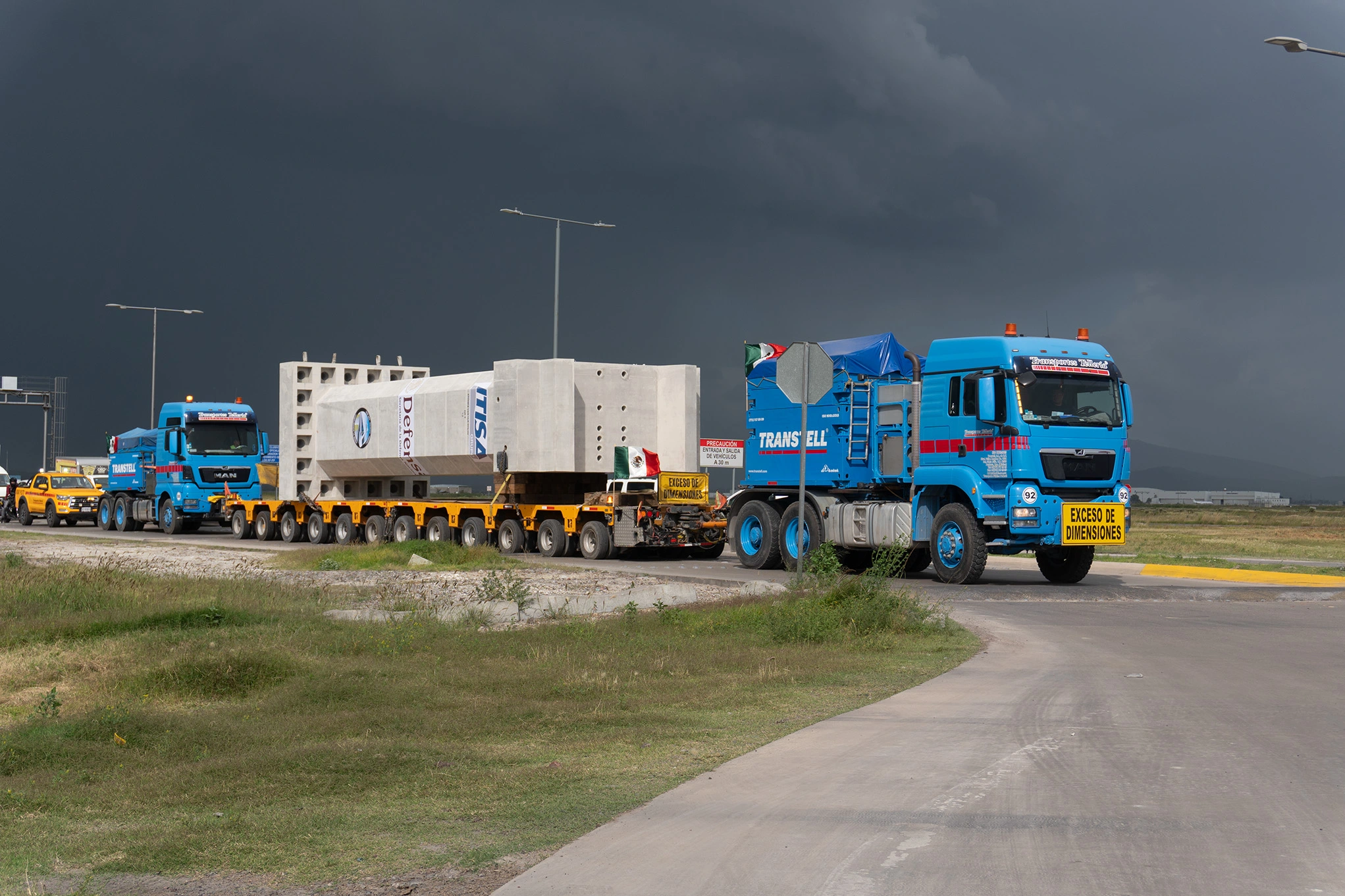 Operación de transporte de trabes AIFA - Pachuca